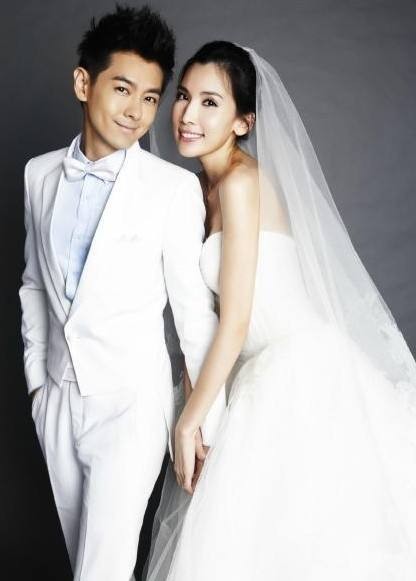 林志颖老婆陈若仪分享朋友婚礼照片：已是孩子妈妈，保持着好身材