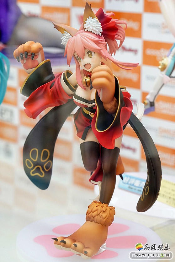 《Fate/Grand Order》玉藻猫手办： 突出丰满白皙胸部光洁美腿