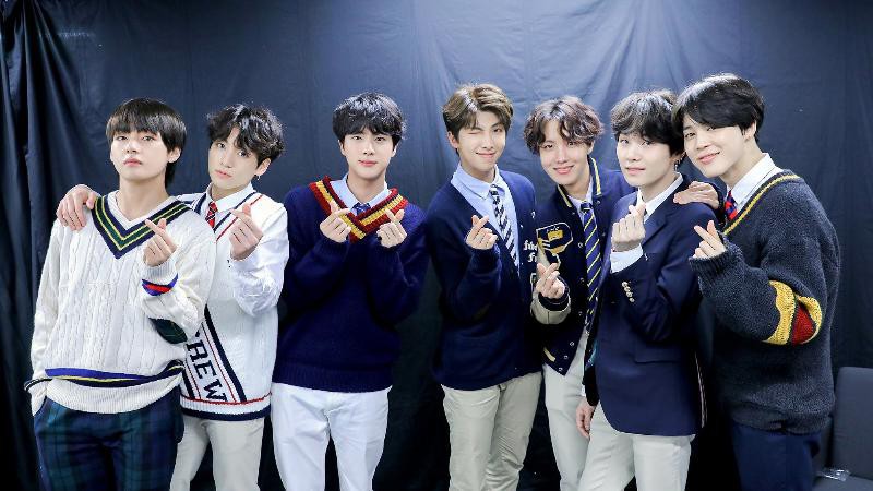 《2018 BTS EXHIBITION 今,日》10 日网站开卖 《2018 BTS EXHIBITION 今,日》10 日网站开卖