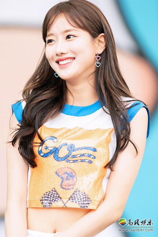 APRIL李娜恩高清图片：现场表演活动图集[ID78662]【12合集】