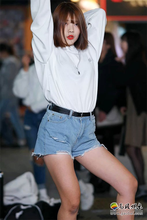 A-BLE 饭拍秀 拍摄日期：191027【14合集 3.51 GB】