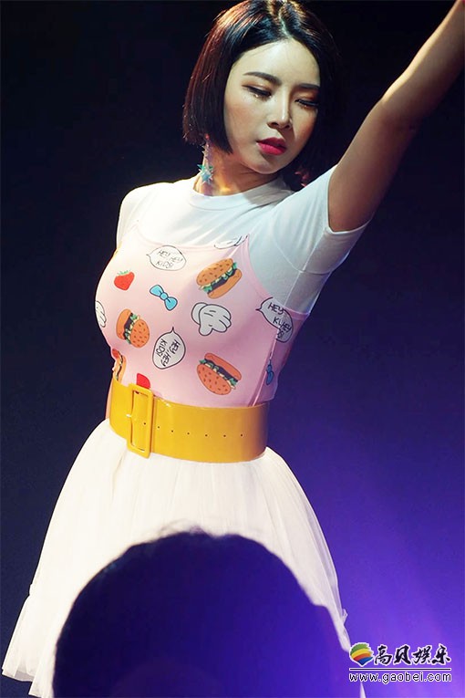 PINKFANTASY 饭拍秀 拍摄日期：191221【16合集 2.80 GB】