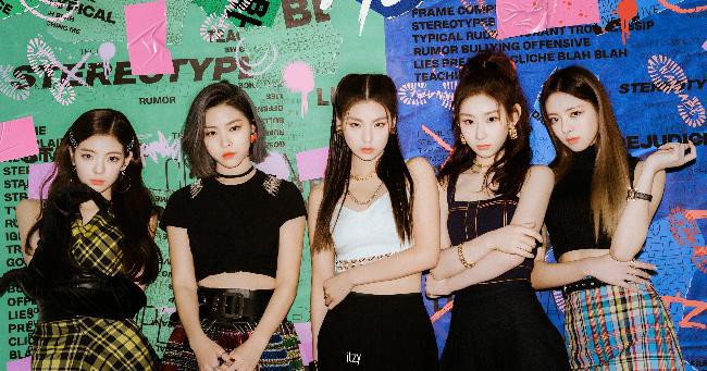 距离ITZY回归只剩下一周，除了释出曲目表以外，她们公开令人期待预告片