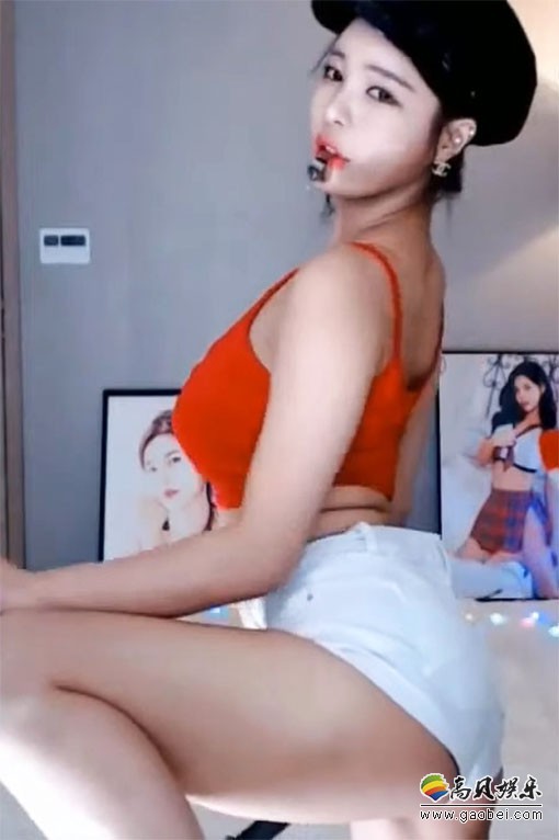 女主播 饭拍秀 [ID91898版本]【50合集 3.52 GB】