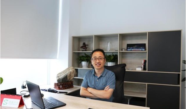 采访腾讯黑鲨手机CEO罗语周，为用户分享了一下关于黑鲨手机的一些故事