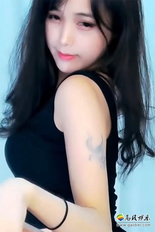 女主播 饭拍秀 [ID92915版本]【50合集 5.24 GB】