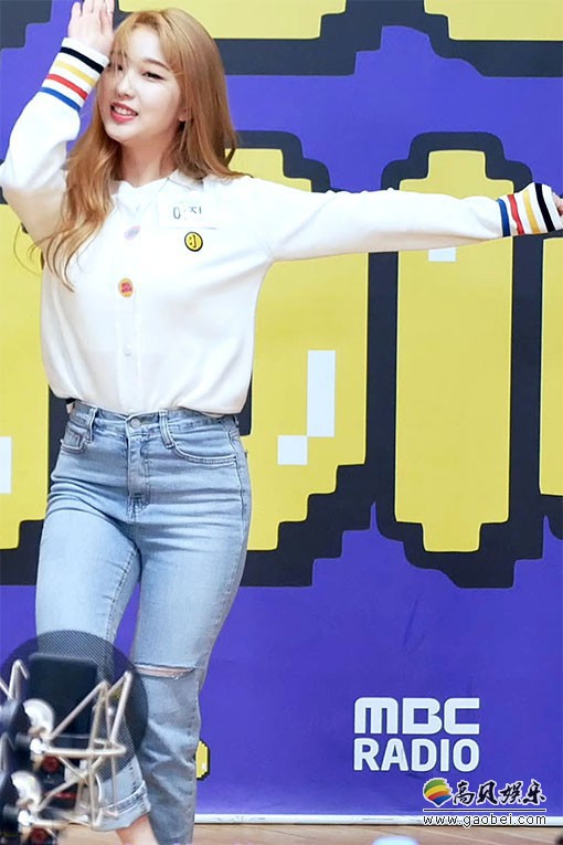 LOONA 饭拍秀 拍摄日期：200320【6合集 1.35 GB】