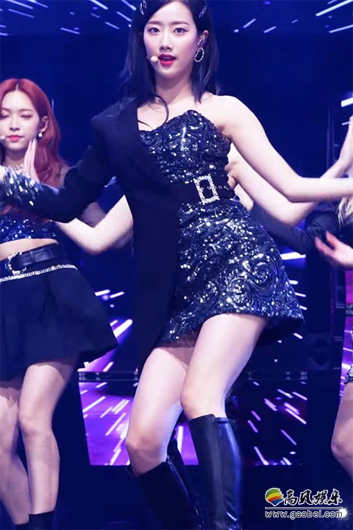 APRIL 饭拍秀 拍摄日期：20200424【10合集 1.22 GB】