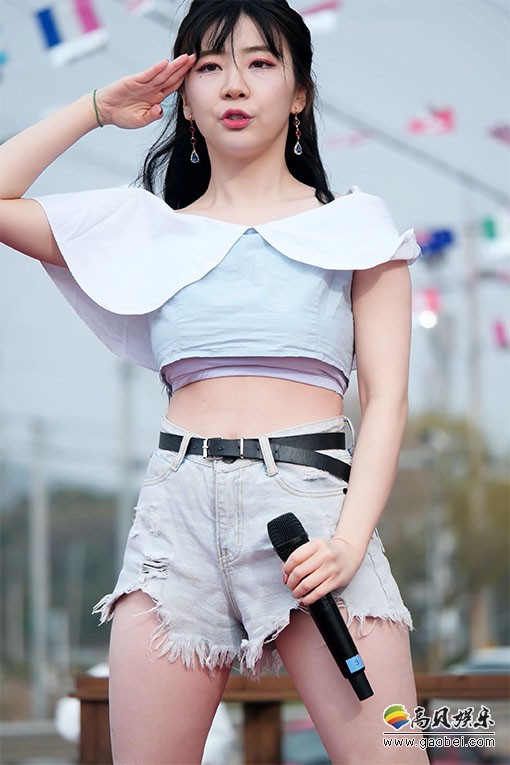 Melody Pink 饭拍秀 拍摄日期：20200425【15合集 5.30 GB】