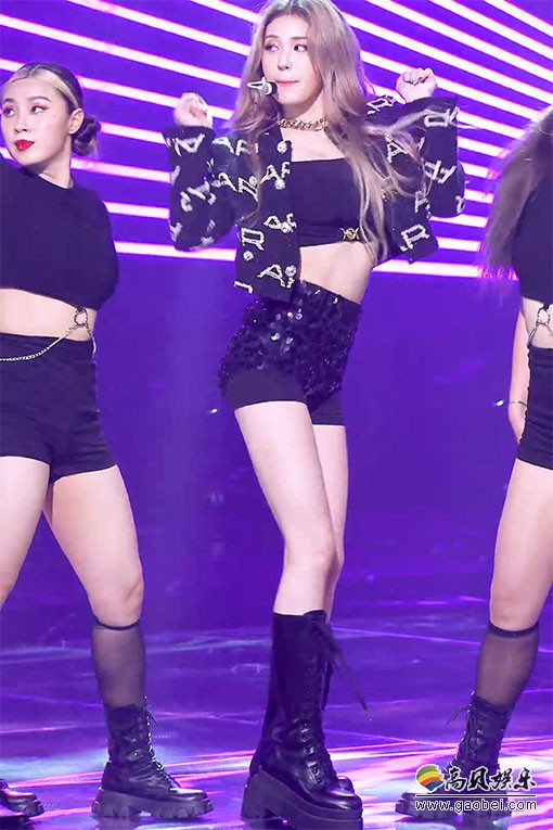 SOMI 饭拍秀 拍摄日期：20200802【2合集 427 MB】