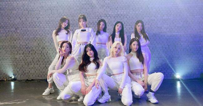 fromis_9将在月中发行全新迷你专辑,等待已久的粉丝别忘了追踪各种预告 fromis_9将在月中发行全新迷你专辑,等待已久的粉丝别忘了追踪各种预告