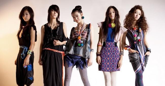 9月6号是f(x)女团出道满11周年的日子，不知道哪一天才能再看到她们合体