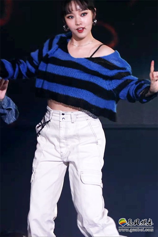 WEKI MEKI 饭拍秀 拍摄日期：20201018【19合集 10.2 GB】