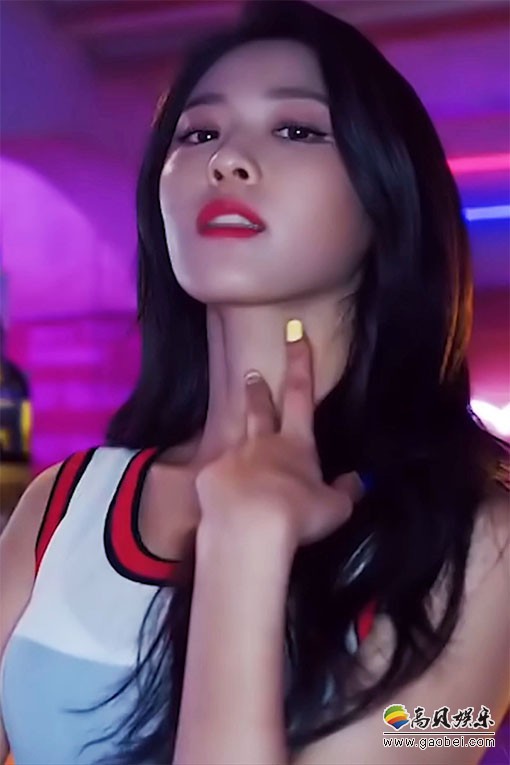 和雪炫隔屏亲亲【65.3 MB】