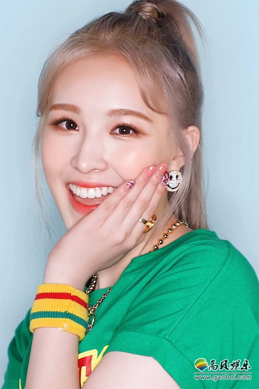 Weeekly 饭拍秀 拍摄日期：20210326【5合集 2.15 GB】