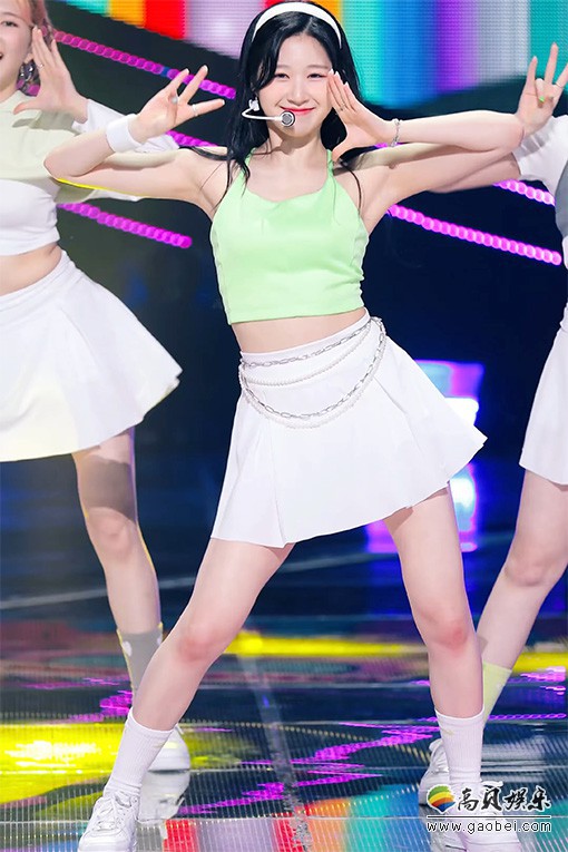 Bling Bling 饭拍秀 拍摄日期：20210704【4合集 1.16 GB】