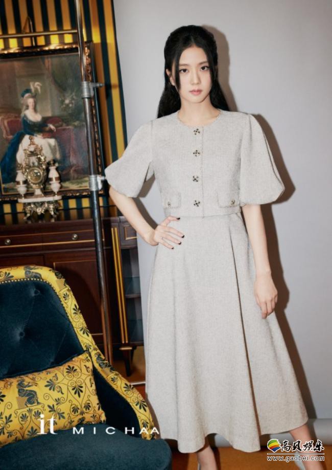 BLACKPINK成员JISOO为代言品牌拍摄最新宣传照，驾驭各种新款式装扮