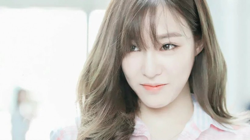 Tiffany黄美英哪年跟随所属女团正式出道?她为何拥有“美丽笑眼”之称? Tiffany黄美英哪年跟随所属女团正式出道?她为何拥有“美丽笑眼”之称?