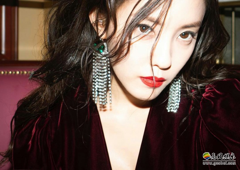 Hyo Min朴孝敏哪年以所属女团成员身份正式出道？为何被誉为时尚达人？