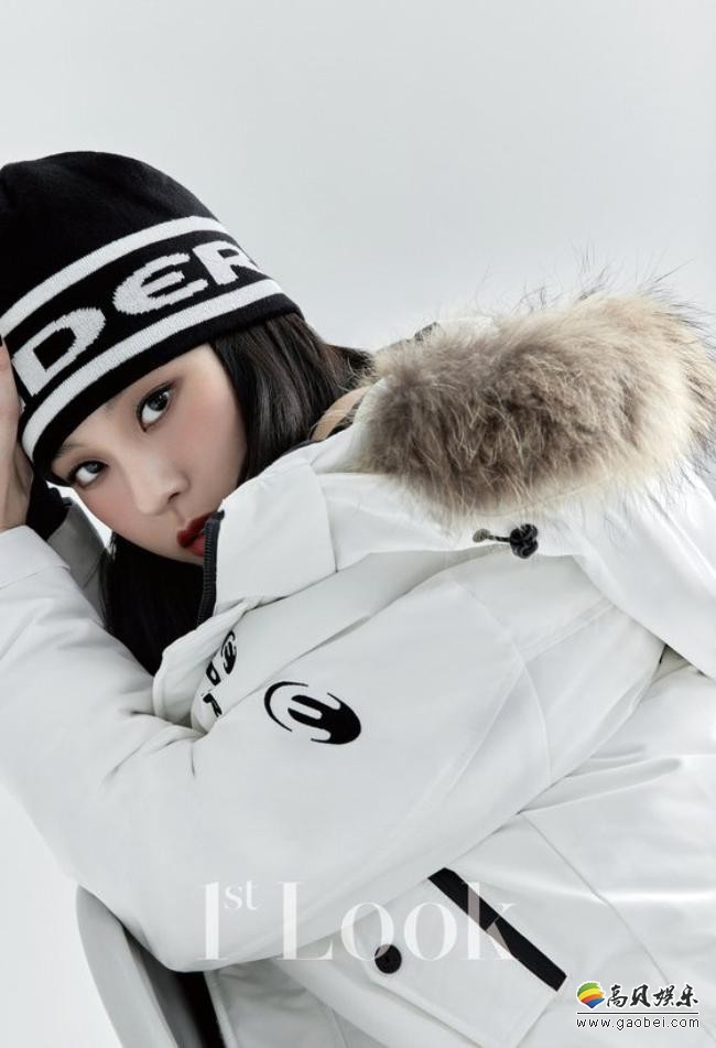 NO:ZE为某杂志最新一期拍摄时装写真，厚重时尚造型，冬季气息扑面而来