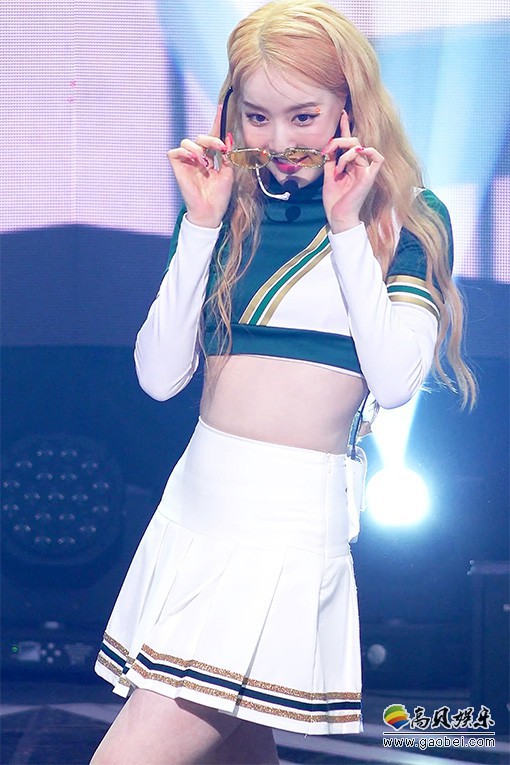 STAYC 饭拍秀 拍摄日期：20211003【10合集 3.29 GB】