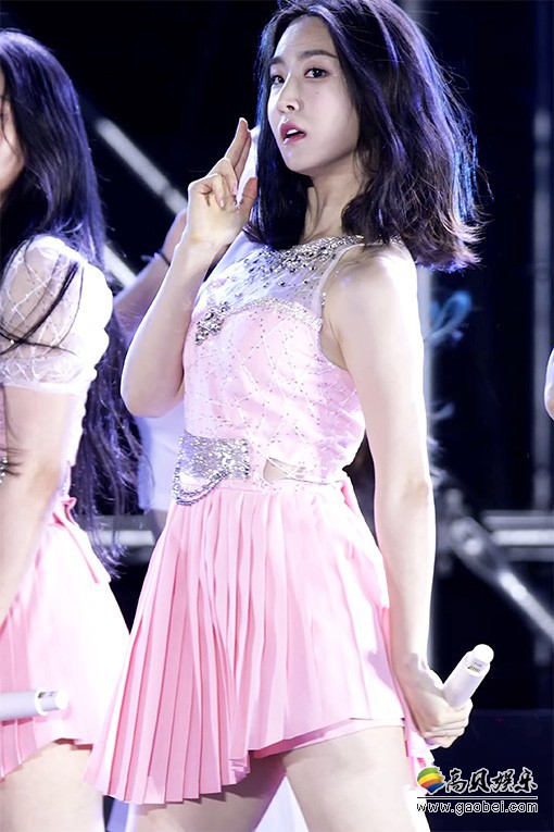 Brave Girls 饭拍秀 拍摄日期：20211010【3合集 464 MB】