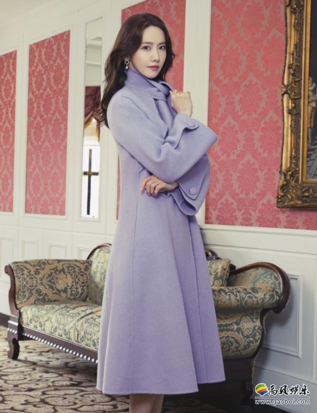 林允儿为代言女装品牌拍摄一组最新宣传照，得体打扮彰显久违女神范气场