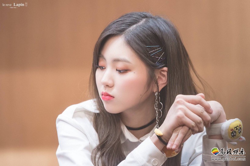 EUNBIN权恩彬跟随哪个女团何时正式出道？她为何被称为组合颜值担当？