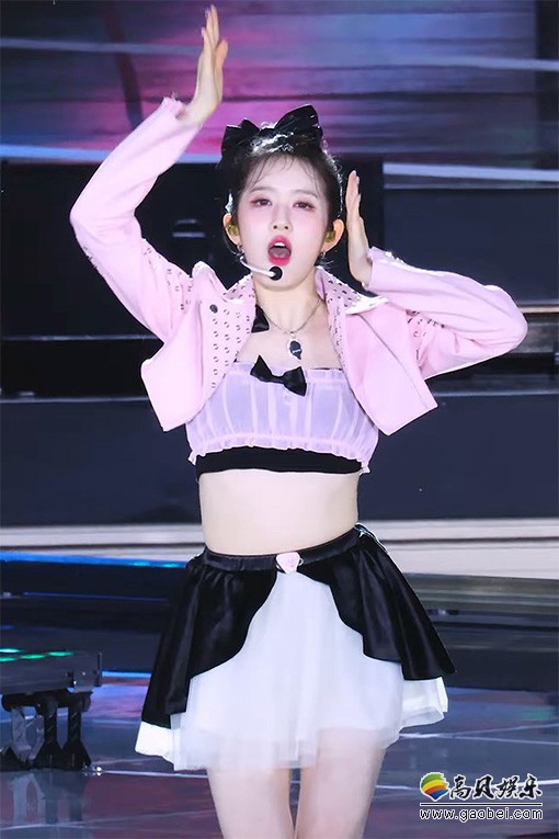 STAYC 饭拍秀 拍摄日期：20220618【7合集 3.66 GB】