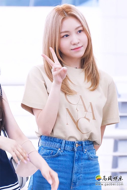 Rocket Punch 饭拍秀 拍摄日期：20220622【3合集 881 MB】