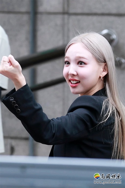 NAYEON 饭拍秀 拍摄日期：20220624【5合集 1.96 GB】