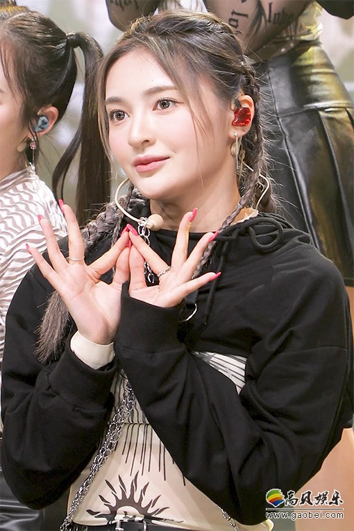 bugAboo 饭拍秀 拍摄日期：20220701【4合集 1.28 GB】