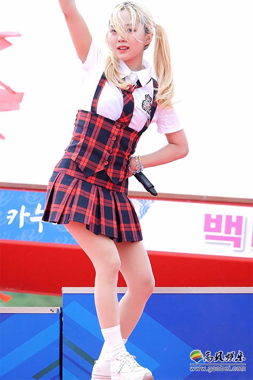 Girls'world 饭拍秀 拍摄日期：20220717【6合集 2.11 GB】