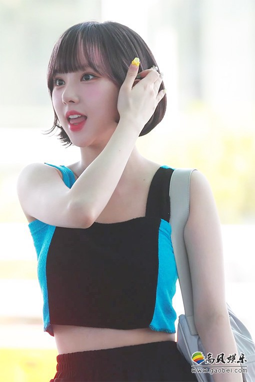 VIVIZ 饭拍秀 拍摄日期：20220728【3合集 326 MB】