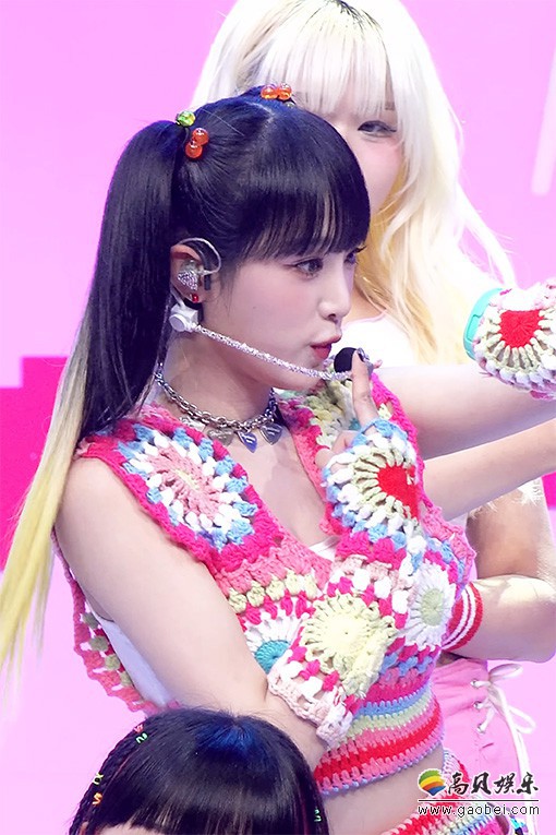 YENA 饭拍秀 拍摄日期：20220804【3合集 1.32 GB】