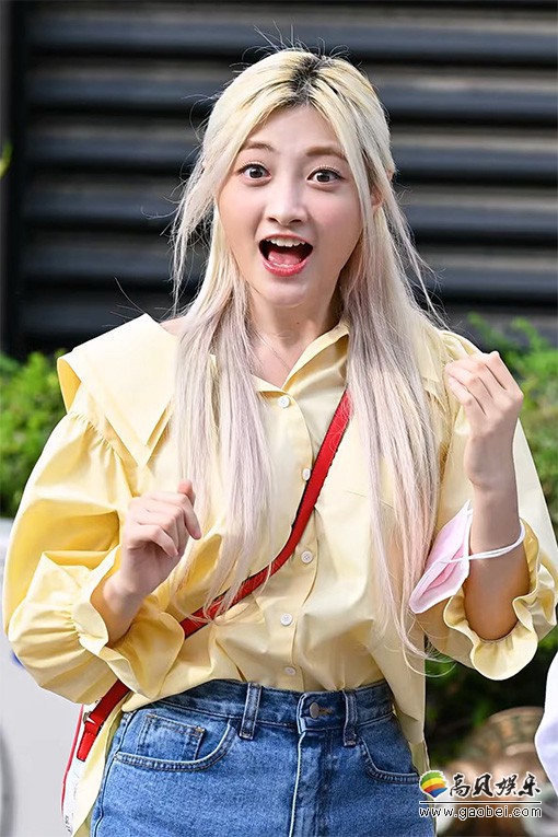 ILY1 饭拍秀 拍摄日期：20220819【6合集 1.65 GB】