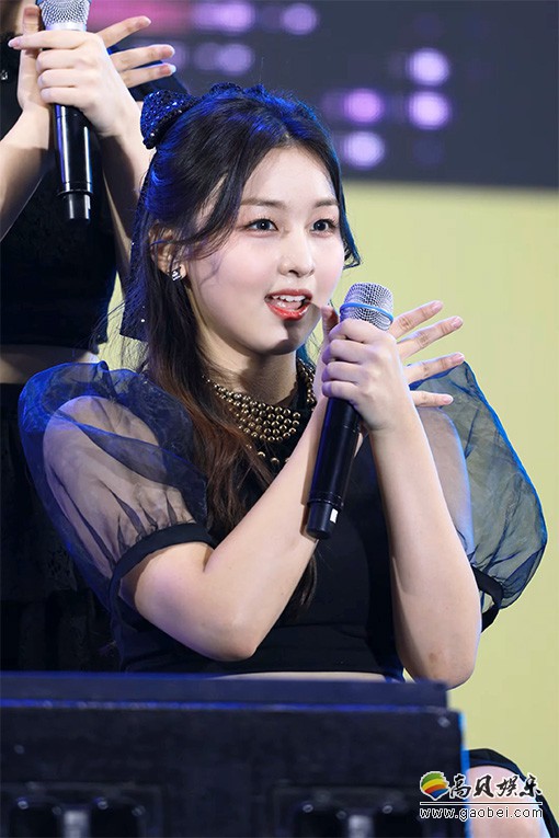 BUSTERS 饭拍秀 拍摄日期：20221001【25合集 16.7 GB】