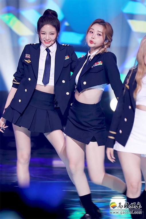 TRI.BE 饭拍秀 拍摄日期：20221002【2合集 685 MB】