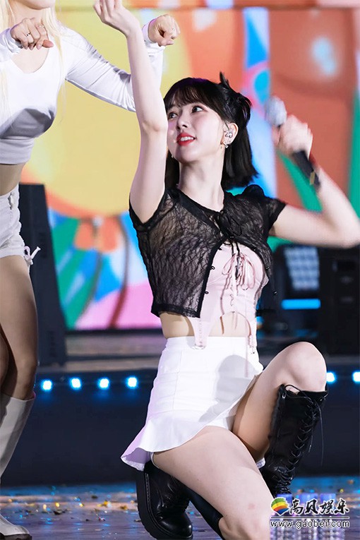 VIVIZ 饭拍秀 拍摄日期：20221002【26合集 13.6 GB】