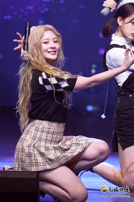 STAYC 饭拍秀 拍摄日期：20221015【52合集 26.3 GB】