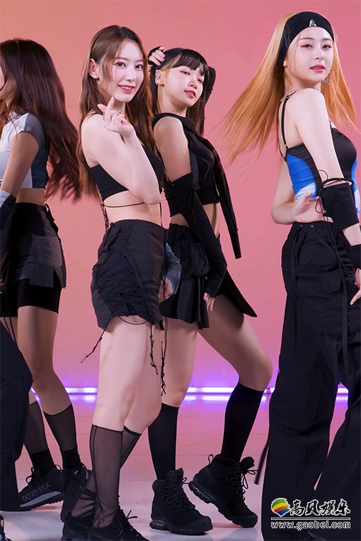 LE SSERAFIM 饭拍秀 拍摄日期：20221118【8合集 3.64 GB】