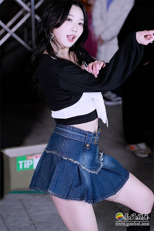 MIC 饭拍秀 拍摄日期：20230223【28合集 10.7 GB】