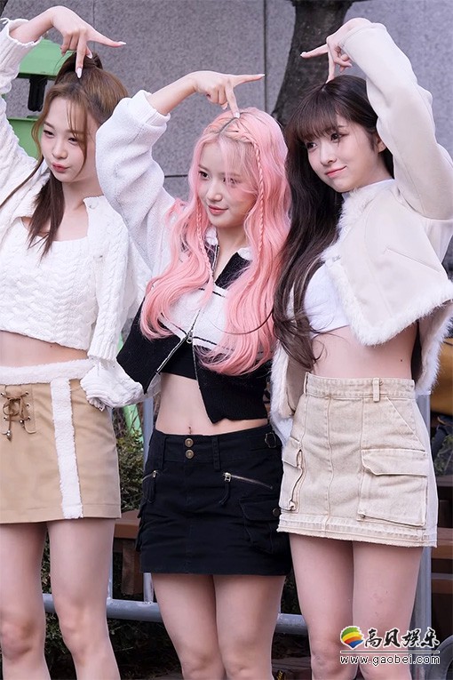 LIMELIGHT 饭拍秀 拍摄日期：20230224【3合集 830 MB】