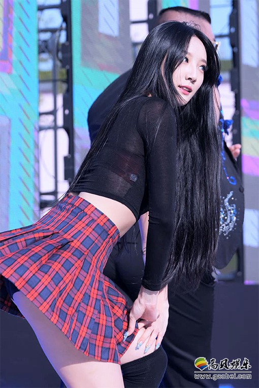 Dream Girls 饭拍秀 拍摄日期：20230406【2合集 968 MB】