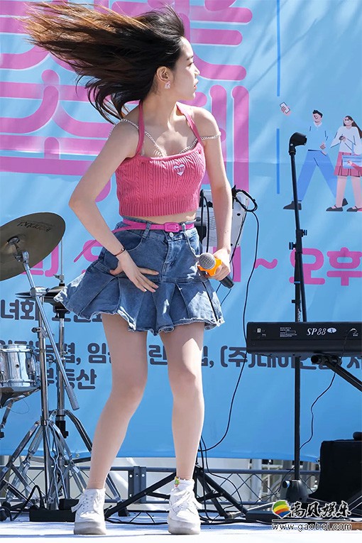 Q6ix 饭拍秀 拍摄日期：20230409【8合集 4.18 GB】