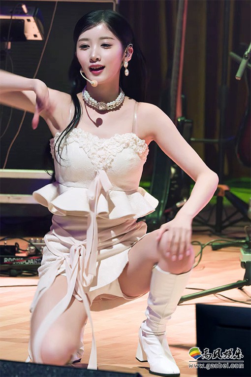 PURPLE KISS 饭拍秀 拍摄日期：20230416【24合集 17.2 GB】