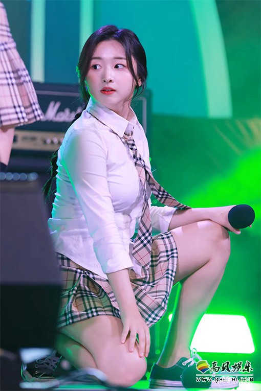 BUSTERS 饭拍秀 拍摄日期：20230422【25合集 17.2 GB】