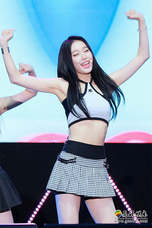 Weeekly 饭拍秀 拍摄日期：20230603【33合集 24.3 GB】