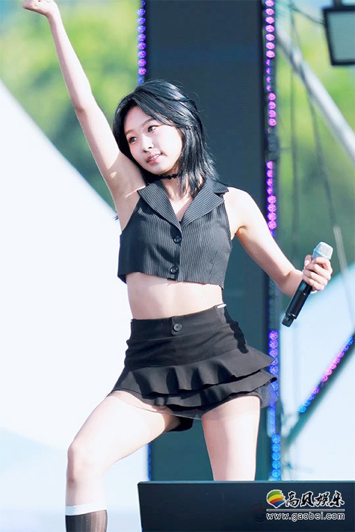 We;Na 饭拍秀 拍摄日期：20230701【2合集 1.28 GB】