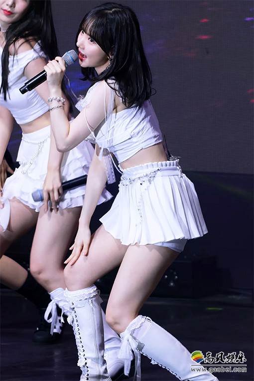 VIVIZ 饭拍秀 拍摄日期：20230725【43合集 32.7 GB】